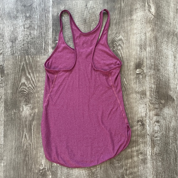 Lululemon tank - Picture 2 of 3